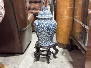 Chinese blue and white porcelain ginger jar