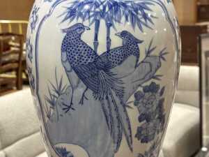 Chinese blue and white porcelain vase - 3