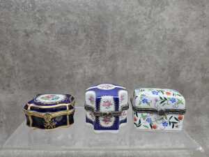 Porcelain and enamel trinket and pill boxes - 2