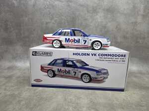 Biante Peter Brock Holden VS Commodore 1:18 scale model car