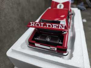 AutoArt Holden LH Torana SL/R 5000 1:18 scale model car - 4
