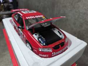 AutoArt Team Brock Holden VX Commodore 1:18 scale model - 3