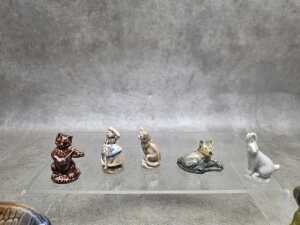 Wade Whimsies English porcelain figures and tortoise ashtray - 2