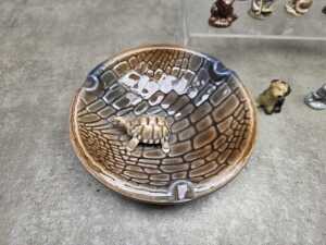 Wade Whimsies English porcelain figures and tortoise ashtray - 4