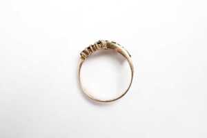 A sapphire ring in 9 carat yellow gold - 4