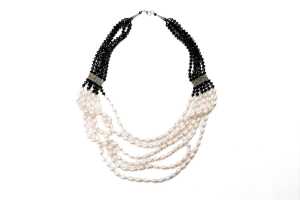 A collection of gemstone jewellery - 2
