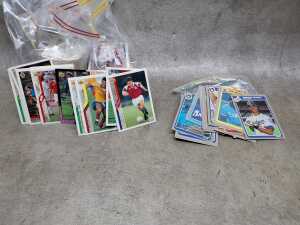 Collection of trading cards including Magic The Gathering - 4