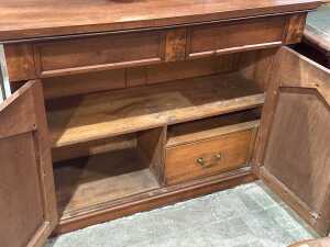 Flame mahogany chiffonier - 2