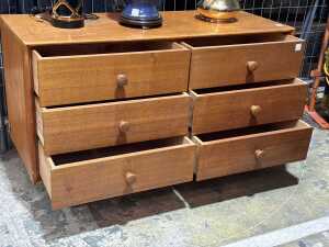 Mid-century teak six-drawer chest - 2