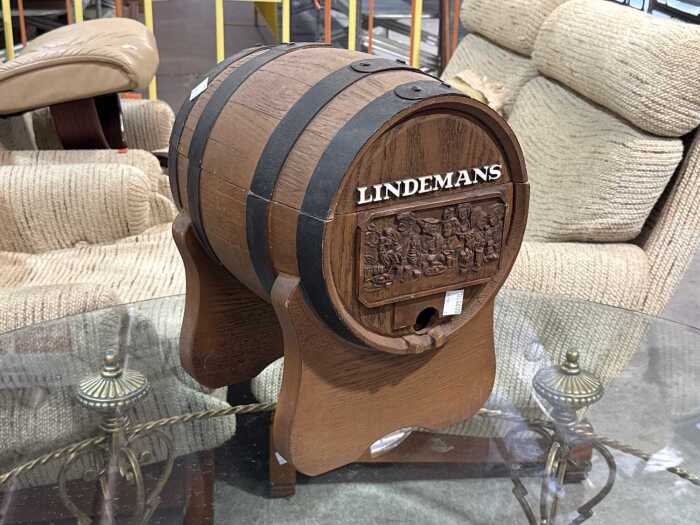 Lindemans plastic decorative wine barrel