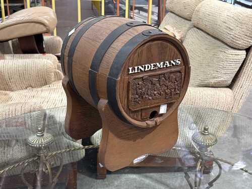 Lindemans plastic decorative wine barrel