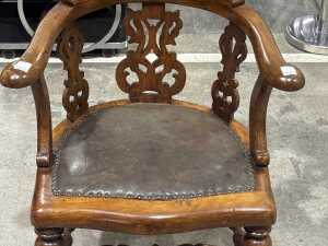Captains chair - 3
