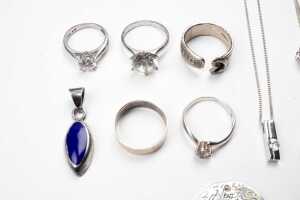 Collection of jewellery in sterling silver - 2