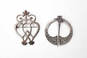 Collection of Scottish jewellery - 4