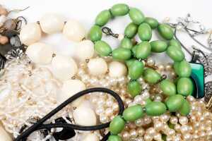 Collection of jewellery and watches - 5