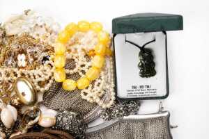 Collection of costume jewellery - 2