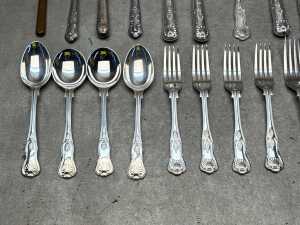 Cutlery, including Hardy Bros. stainless steel setting for four - 4