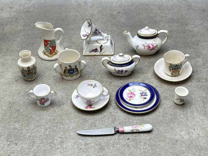 Miniature porcelain, including Spode and Coalport