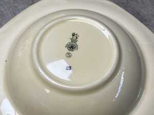 Five pieces of Royal Doulton porcelain series ware - 5