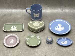 Wedgwood Jasperware porcelain, including blue, green and mauve