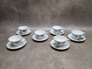 Noritake 'Wild Ivy' porcelain dinner setting for six - 3