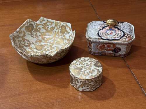 Three Chinese ceramic decorative pieces