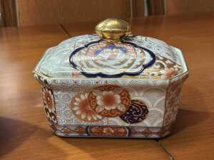 Three Chinese ceramic decorative pieces - 3