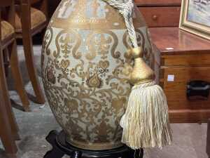 Chinese ceramic vase with gilt decoration - 2