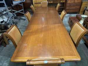 Jarrah nine-piece dining suite - 2