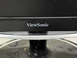ViewSonic 27-inch LCD monitor - 2