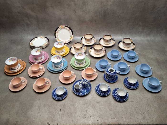 English porcelain and ceramic trios and duos