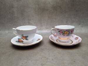 English porcleain including Aynsley figure - 3