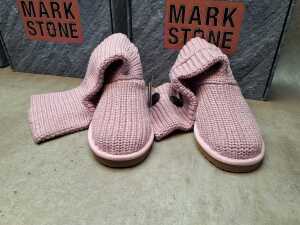 Three NEW IN BOX Mark Stone 'Cardy Knit Boots' in pink - 2