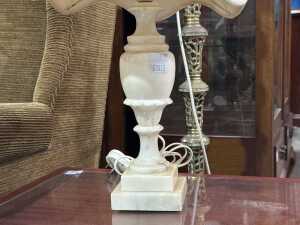 Turned alabaster table lamp on stepped base A/F - 3