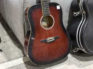 Essex Custom Guitars acoustic guitar in hard case - 2