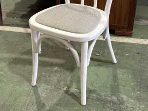 Set of six white-painted bentwood dining chairs - 3