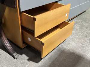 Mid-century two-tone lowline chest of nine drawers - 4