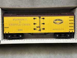Two Delton Lines G-scale model train box cars in original boxes - 4