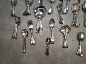 Assorted silver plated cutlery - 4