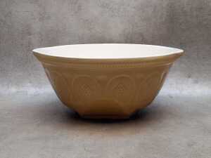 Three extra large ceramic mixing bowls - 4