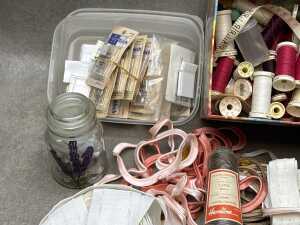 Sewing accessories, including Gutermann thread - 2