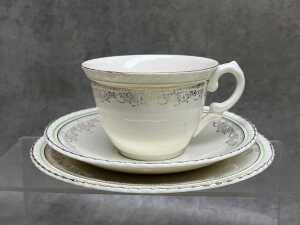Crown Ducal porcelain is part dinner setting - 2