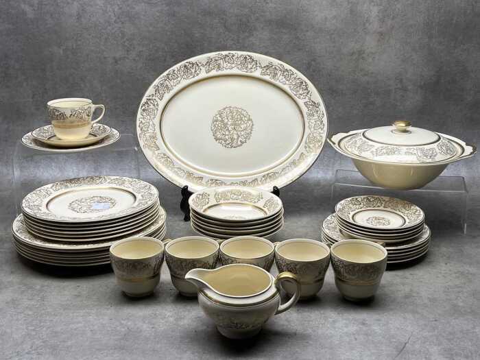 Johnson Brothers 'Victorian' porcelain dinner setting for six with servingware