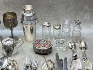 Early silver plate and mounted items - 3