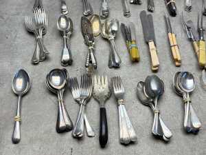 Assorted silver plated cutlery - 4