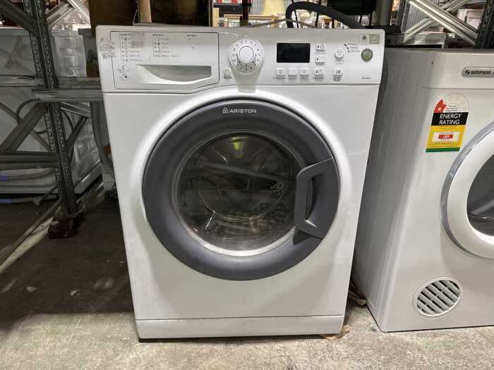 Ariston 8kg/5.5kg front-load washer dryer combo