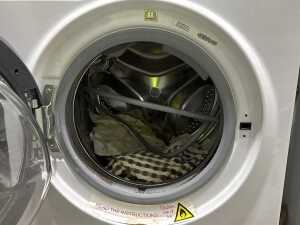 Ariston 8kg/5.5kg front-load washer dryer combo - 3