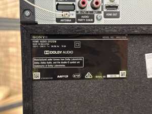 Sony party audio system model MHC-V21D - 3