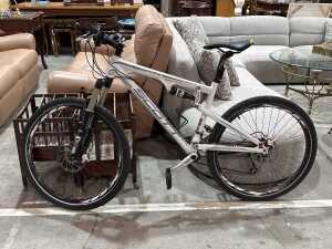 Scott Spark 40 dual-suspension mountain bike