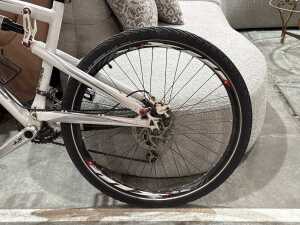 Scott Spark 40 dual-suspension mountain bike - 4